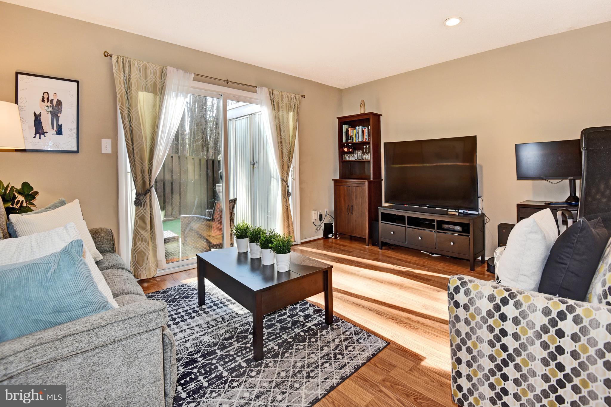 2177 White Cornus Lane Reston, VA 20191 - Photo 9 of 34 Gallery Image 9