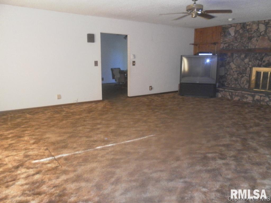 37 Wind Cave Drive Springfield, IL 62712 - Photo 4 of 7
