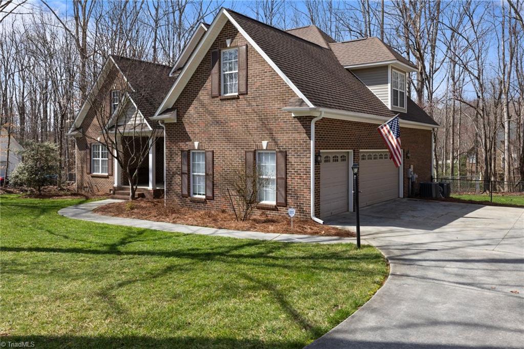 208 March Ferry Road Advance, NC 27006 - Photo 4 of 38 Gallery Image 4
