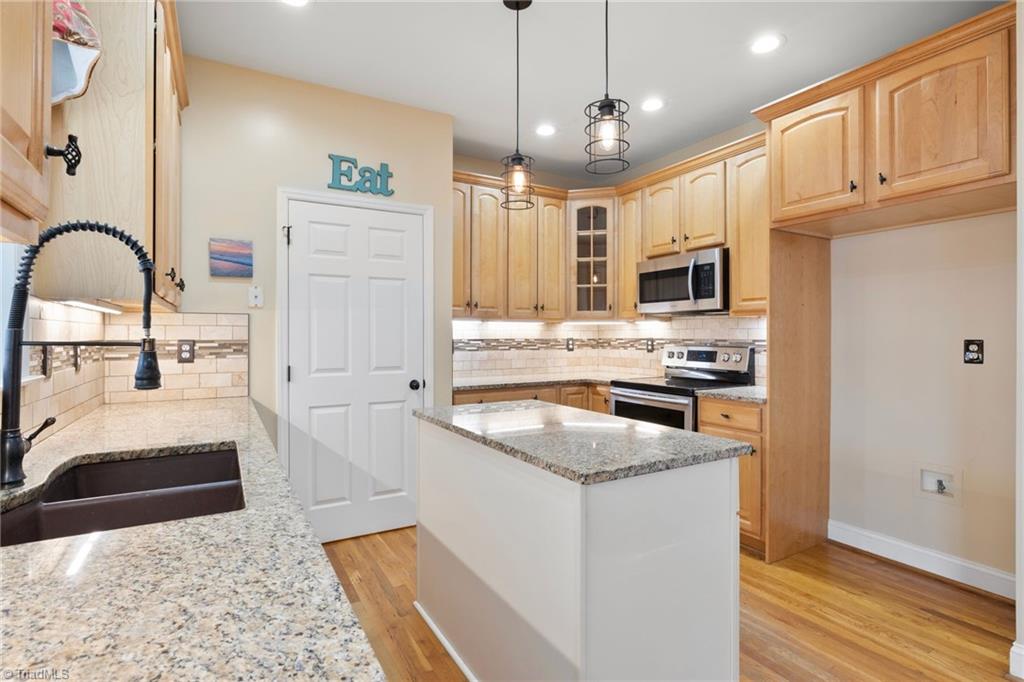 208 March Ferry Road Advance, NC 27006 - Photo 8 of 38 Gallery Image 8