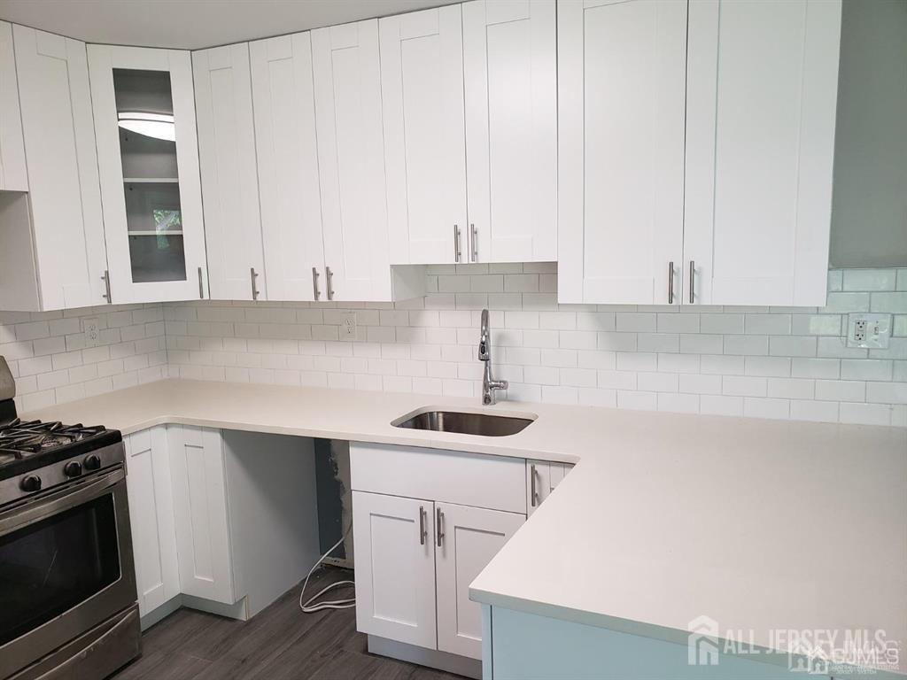 10 Stanworth Road Kendall Park, NJ 08824 - Photo 8 of 17 Gallery Image 8