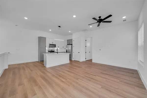 $1,622 | 1601-406 Mustang Drive, Marble Falls, TX 78654