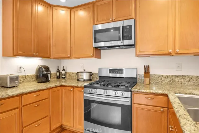 $1,049,000 | 7606 Pickering Avenue, Whittier, CA 90602