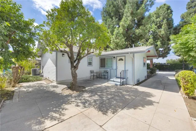 $1,049,000 | 7606 Pickering Avenue, Whittier, CA 90602