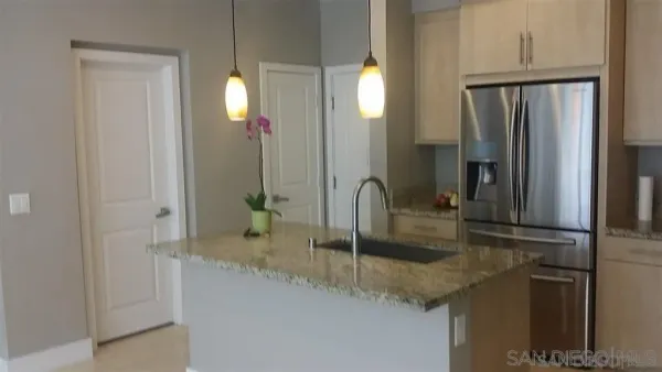 $4,595 | 1660 Fairlead Avenue, Carlsbad, CA 92011