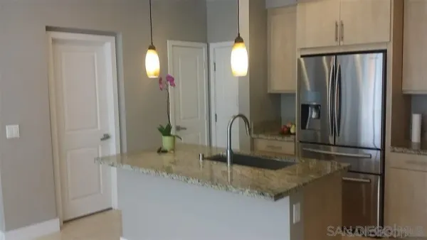 $4,595 | 1660 Fairlead Avenue, Carlsbad, CA 92011