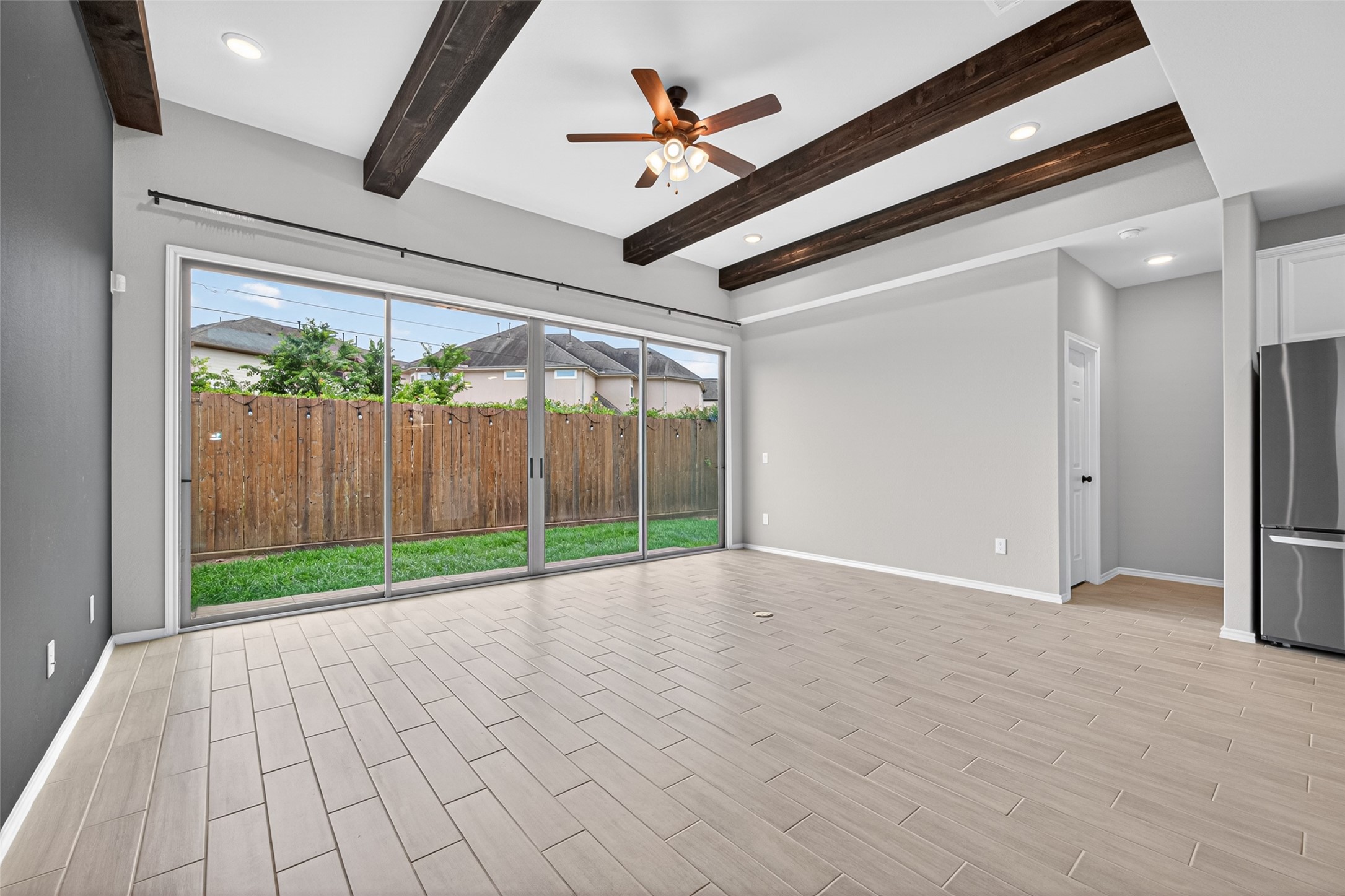 4007 Delta Rose Street Houston, TX 77018 - Photo 13 of 48