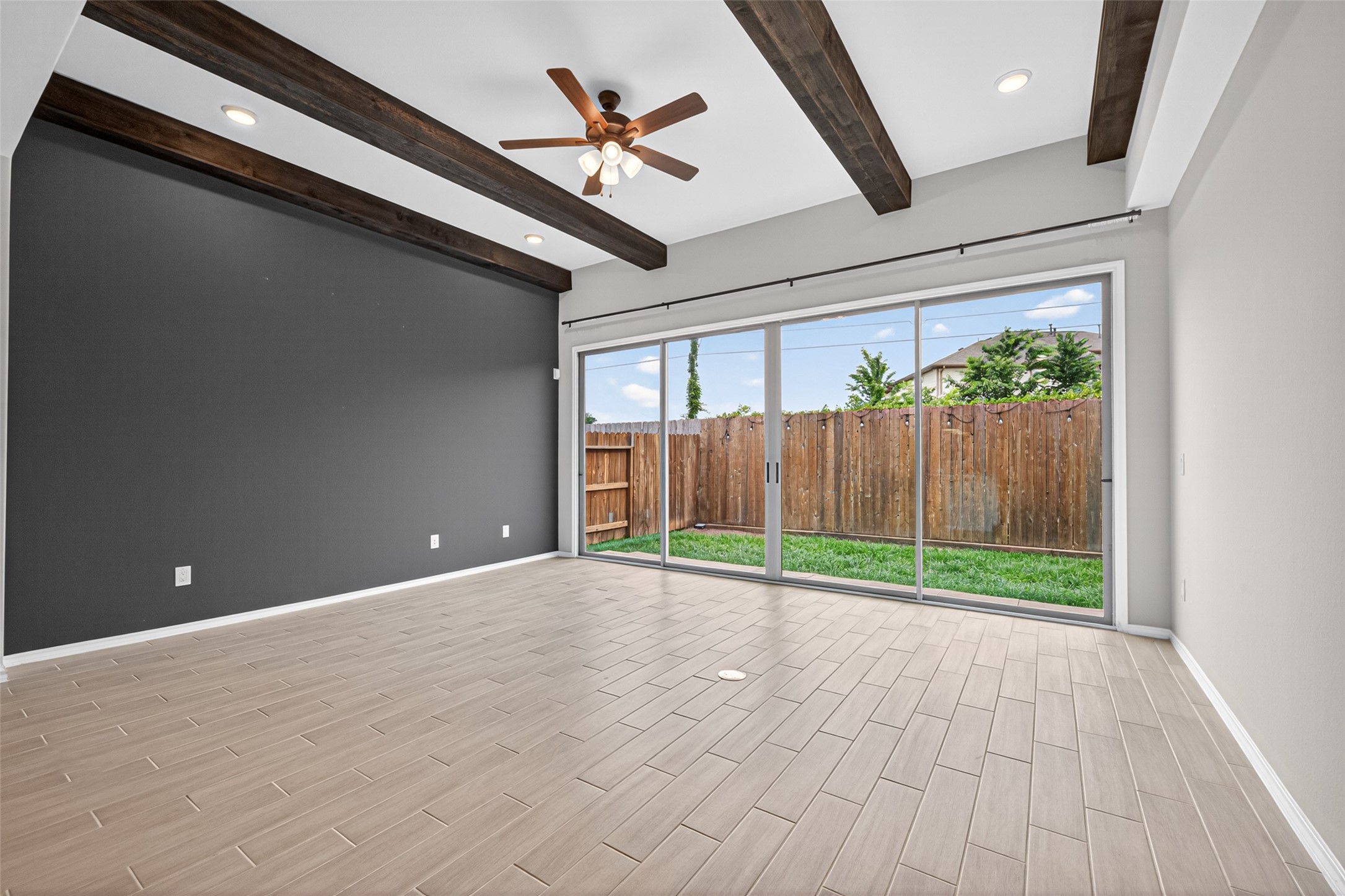 4007 Delta Rose Street Houston, TX 77018 - Photo 14 of 48