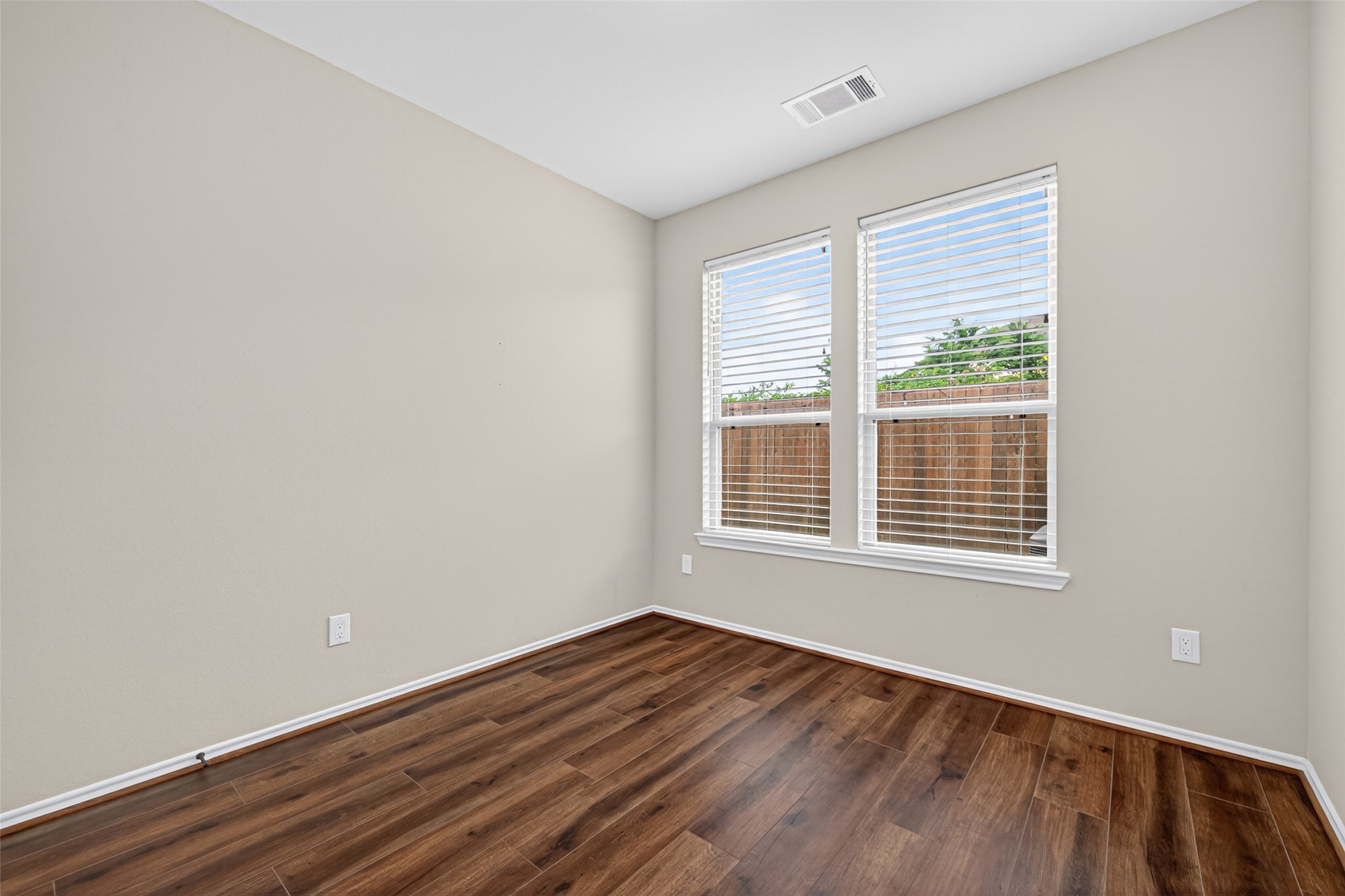 4007 Delta Rose Street Houston, TX 77018 - Photo 20 of 48