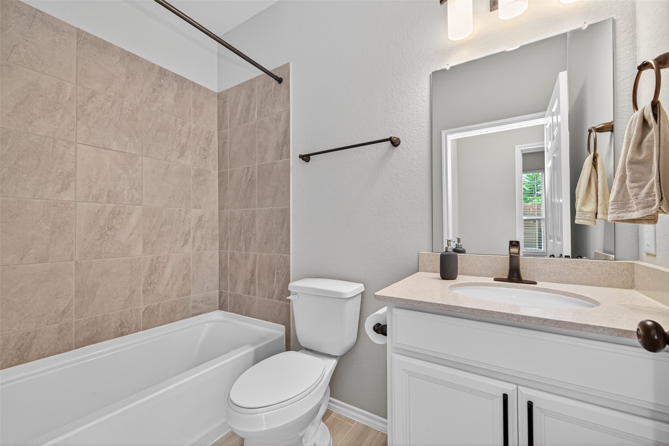4007 Delta Rose Street Houston, TX 77018 - Photo 21 of 48