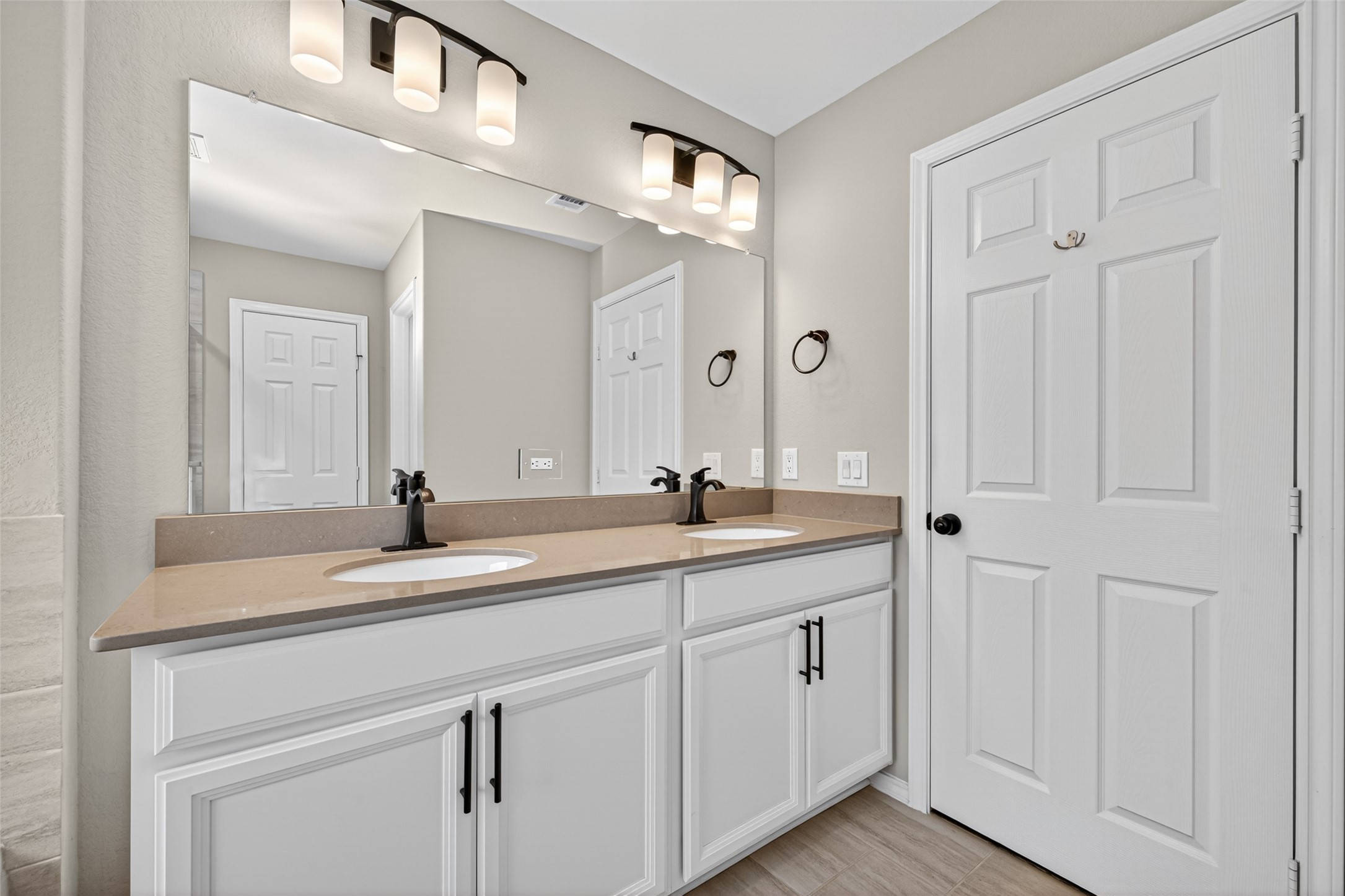 4007 Delta Rose Street Houston, TX 77018 - Photo 38 of 48