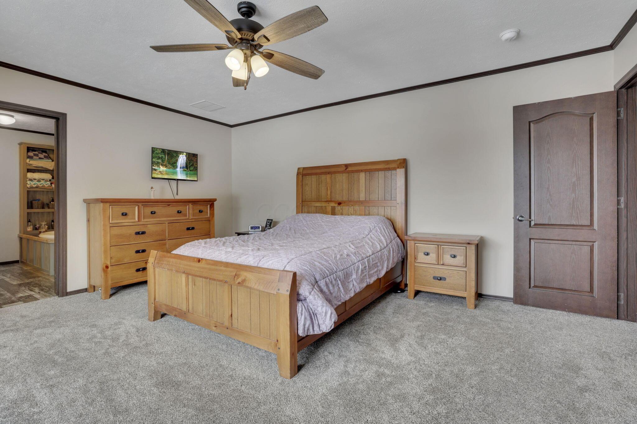 6904 Hopewell Church Road Southwest Lancaster, OH 43130 - Photo 14 of 28 57-web-or-mls-011A3112