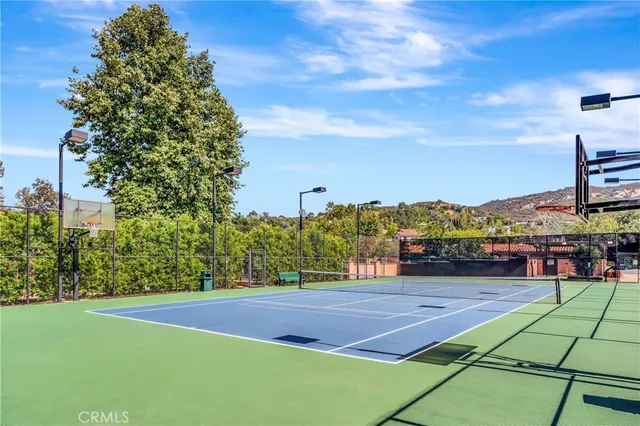 $335,000 | 23777 Mulholland Highway, Unit 151, Calabasas, CA 91302