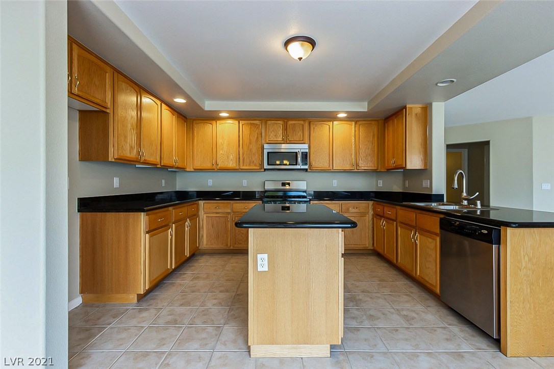 484 Fiddlehead Avenue Las Vegas, NV 89183 - Photo 2 of 30