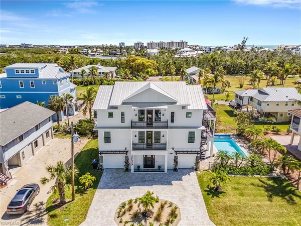 $3,499,000 | 5691 Marimin Drive, Bonita Springs, FL 34134