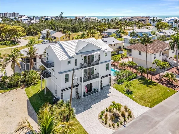 $3,499,000 | 5691 Marimin Drive, Bonita Springs, FL 34134
