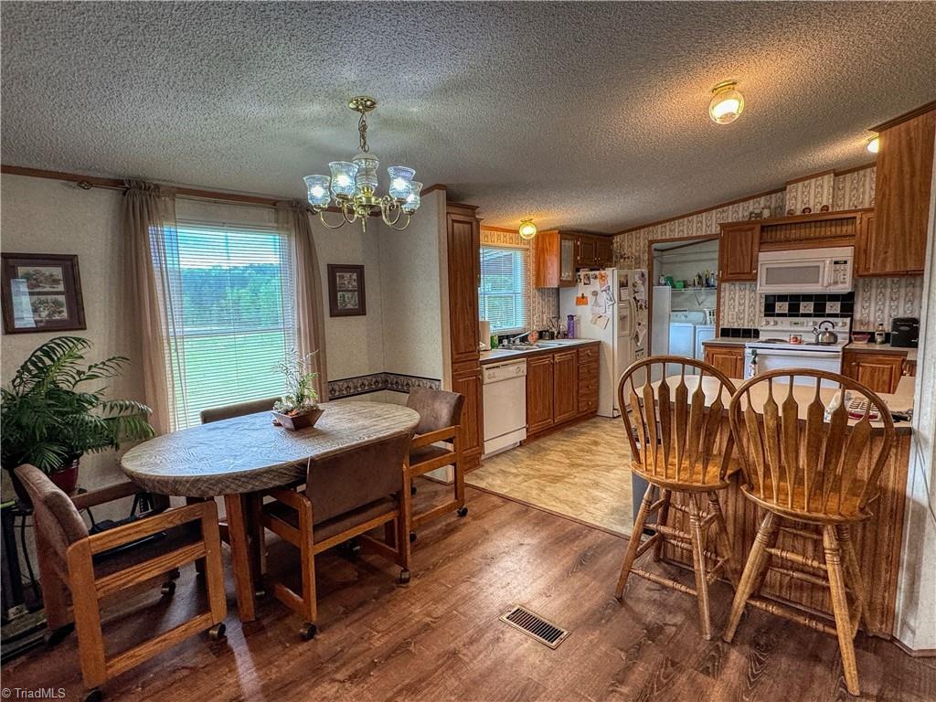 996 Surratt Road Denton, NC 27239 - Photo 13 of 34 Gallery Image 13