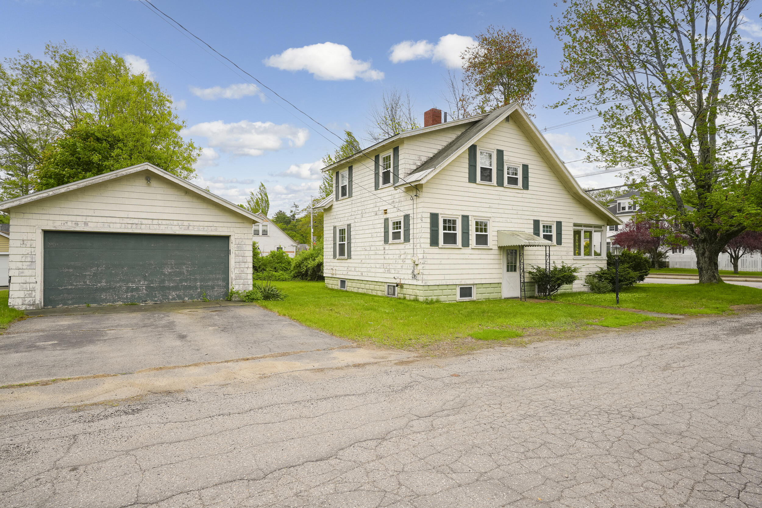 606 Main Street Springvale, ME 04083 - Photo 1 of 42 1_606main-39