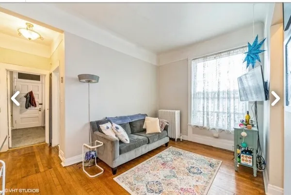 $1,500 | 313 South Maple Avenue, Unit 1R, Oak Park, IL 60302