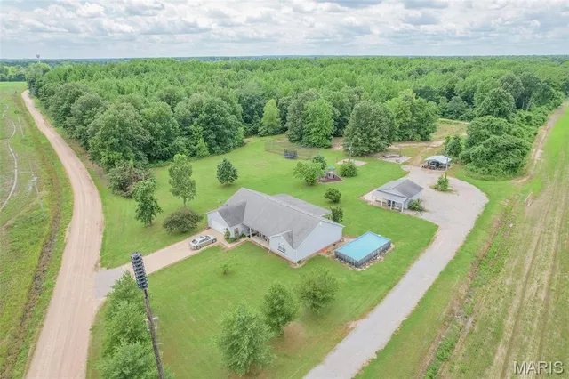 $289,900 | 1001 Old Highway 67, Neelyville, MO 63954