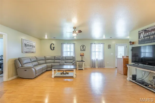 $289,900 | 1001 Old Highway 67, Neelyville, MO 63954