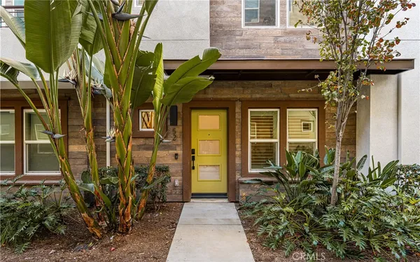 $799,000 | 935 East Mason Lane, Unit 52, Anaheim, CA 92805