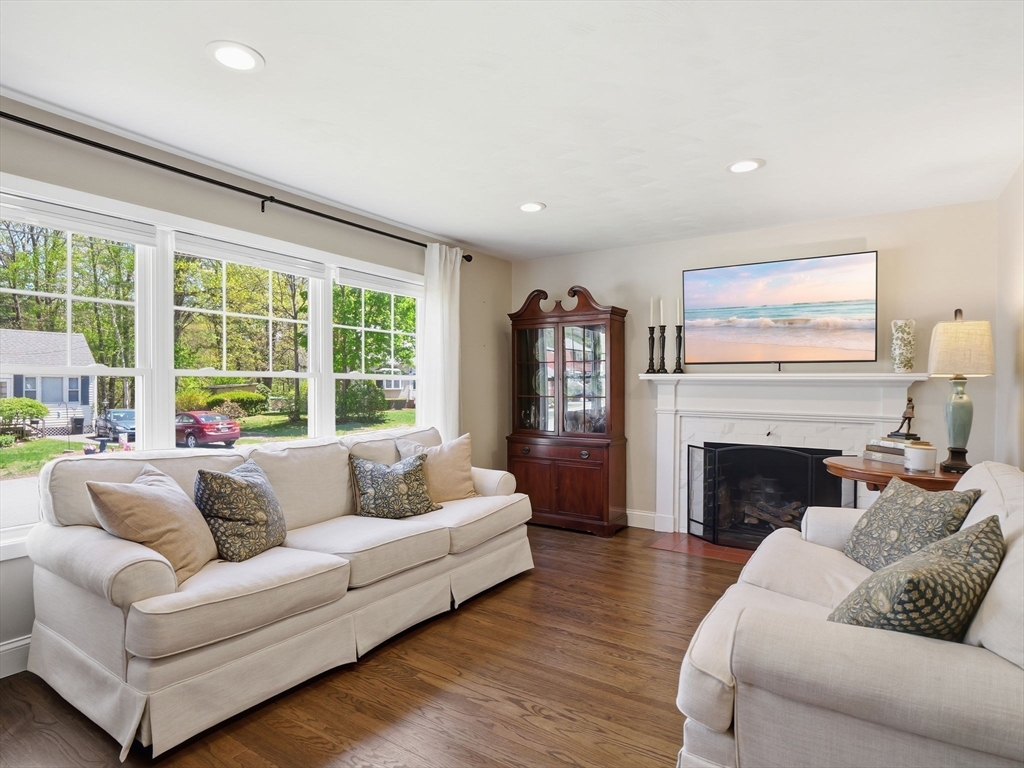 14 Walnut Road Chelmsford, MA 01824 - Photo 13 of 41