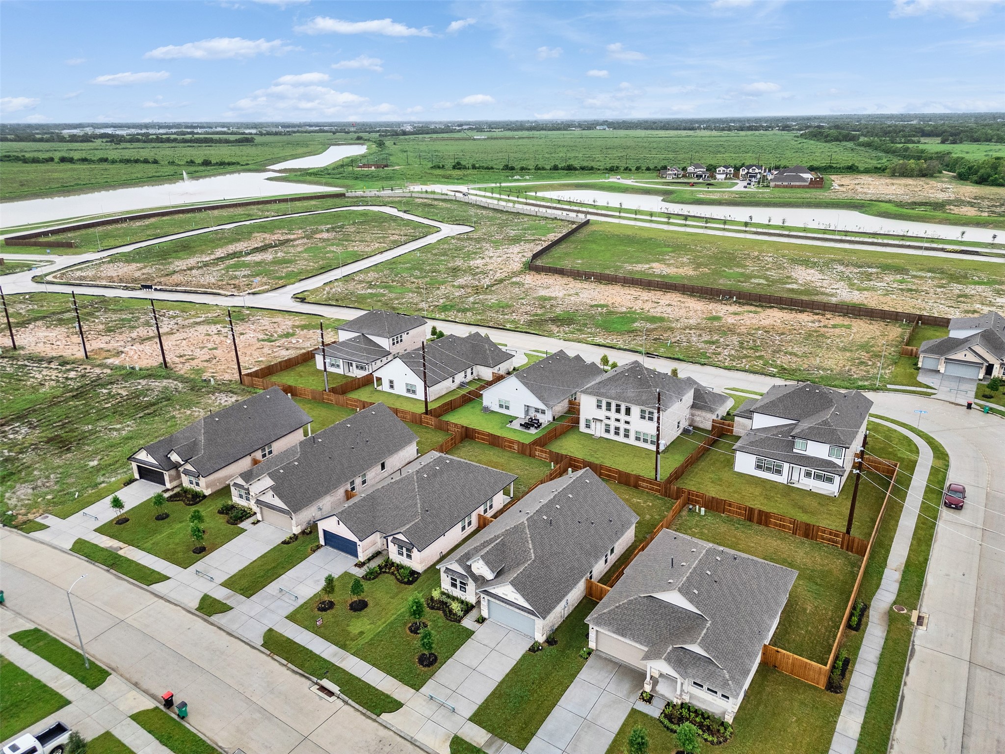 8323 Amber Summit Lane Angleton, TX 77515 - Photo 27 of 32