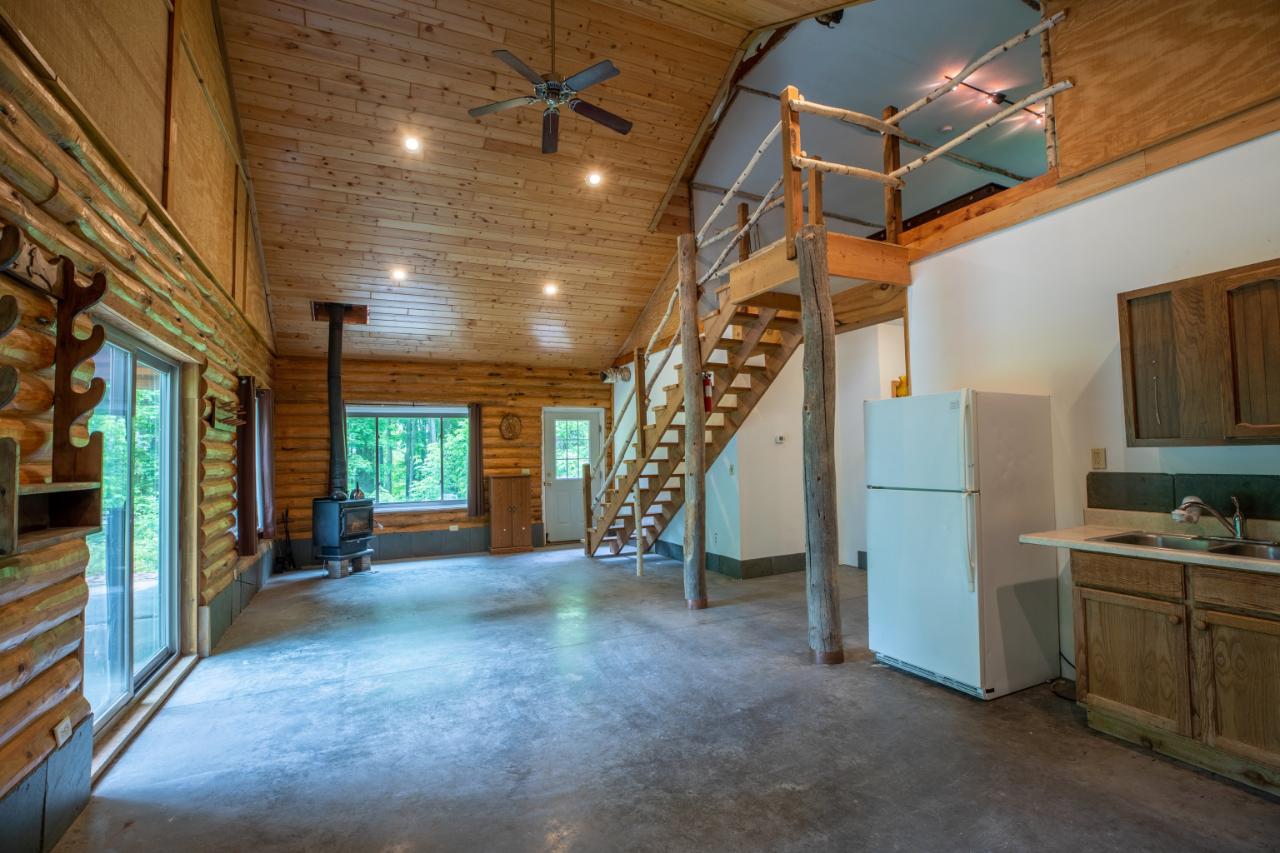 8901 Sand Lake Road Crandon, WI 54520 - Photo 5 of 38 Gallery Image 5