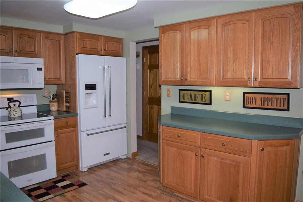 382 Pleasant Valley Road Bulger, PA 15019 - Photo 3 of 25 Gallery Image 3