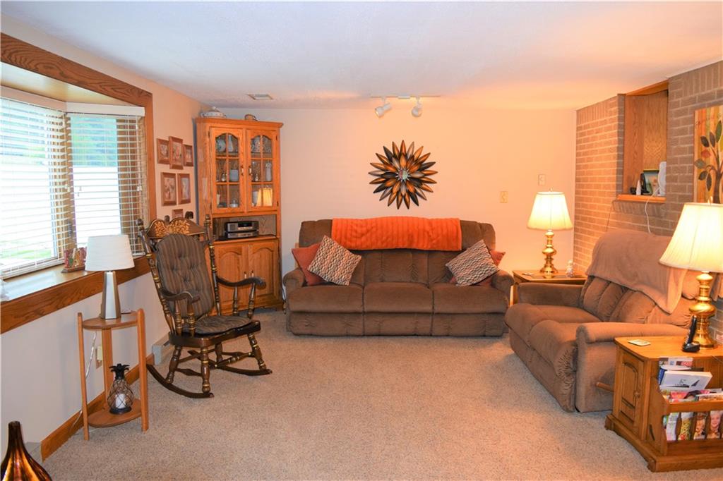 382 Pleasant Valley Road Bulger, PA 15019 - Photo 8 of 25 Gallery Image 8