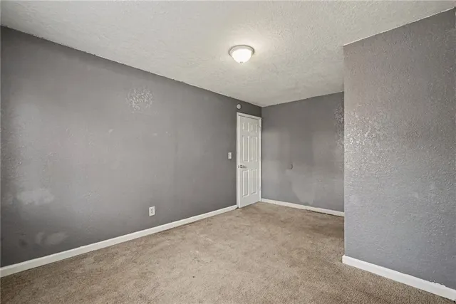 $139,000 | 7121 Woodland Avenue, Kansas City, MO 64131