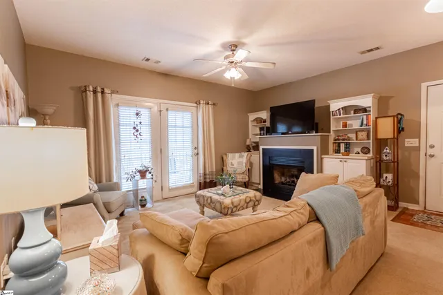 $199,900 | 222 McKenna Circle, Greenville, SC 29615