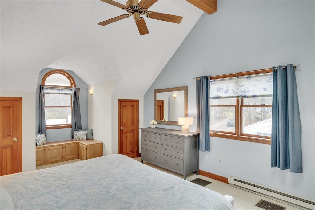 11 Violet Road Burlington, MA 01803 - Photo 15 of 25