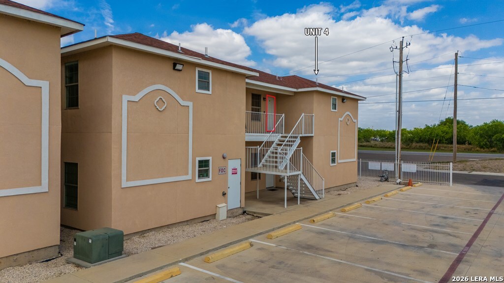 391 Riverside Drive, Unit 4 Eagle Pass, TX 78852 - Photo 6 of 29