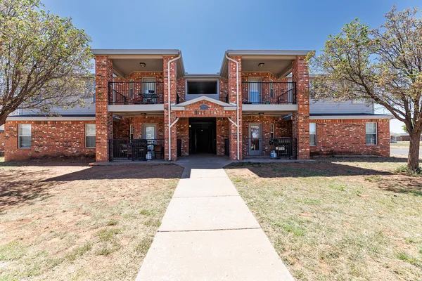 $499,000 | 5845 7th Street, Lubbock, TX 79416