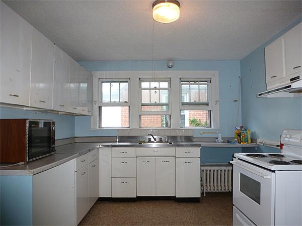 146 Arvilla Street Springfield, MA 01118 - Photo 8 of 22
