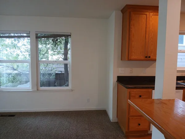 $3,300 | 410 Coronado Street, El Granada, CA 94018