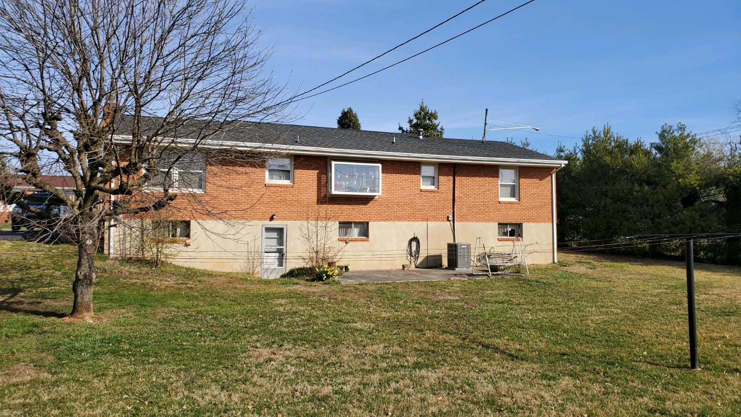 655 Magnolia Road Roanoke, VA 24019 - Photo 3 of 38 PIC