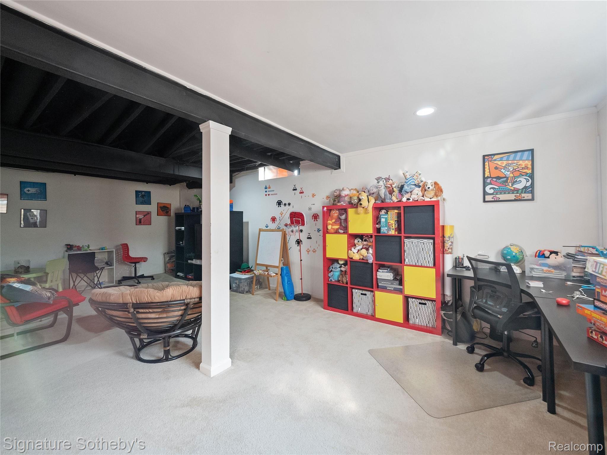 2109 Lagoon Drive Rochester, MI 48309 - Photo 34 of 41 2109 Lagoon Drive, Rochester HillsSeptember 25, 202011.jpg