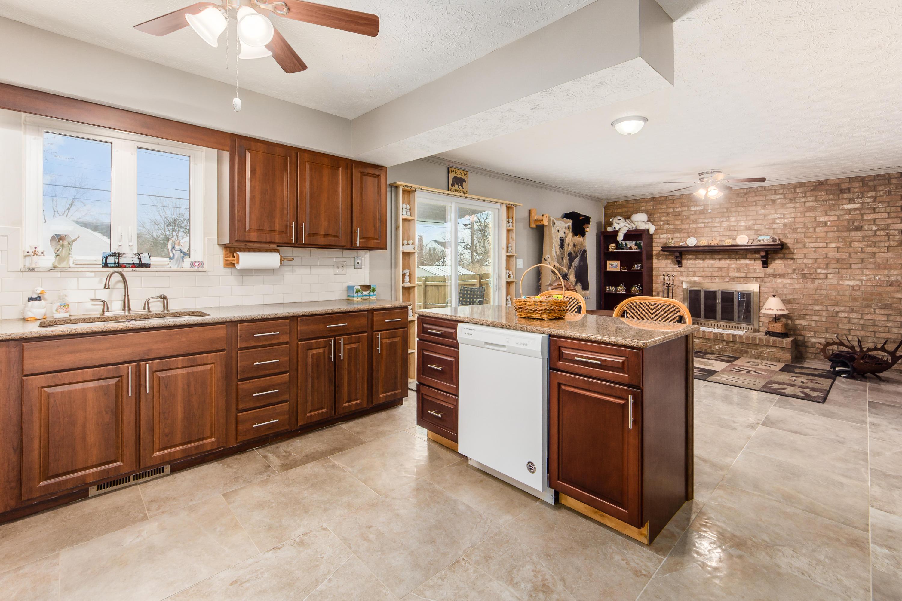 322 Demorest Road Columbus, OH 43204 - Photo 11 of 50 Gallery Image 11