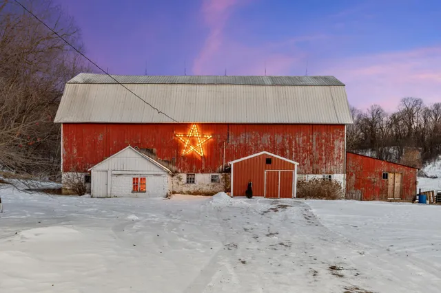 $749,900 | N5746 800th Street, Ellsworth, WI 54011