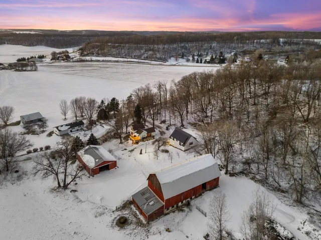 $749,900 | N5746 800th Street, Ellsworth, WI 54011