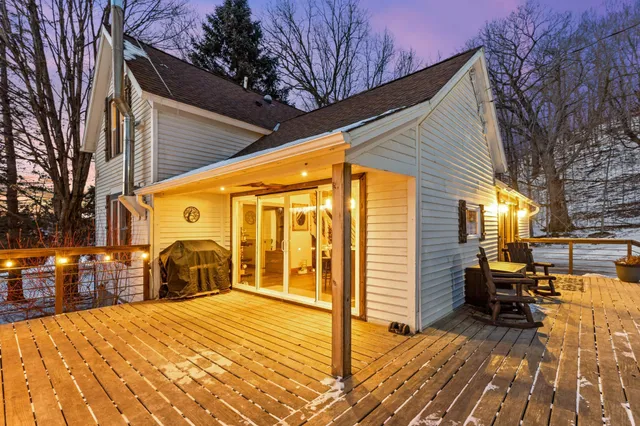 $749,900 | N5746 800th Street, Ellsworth, WI 54011