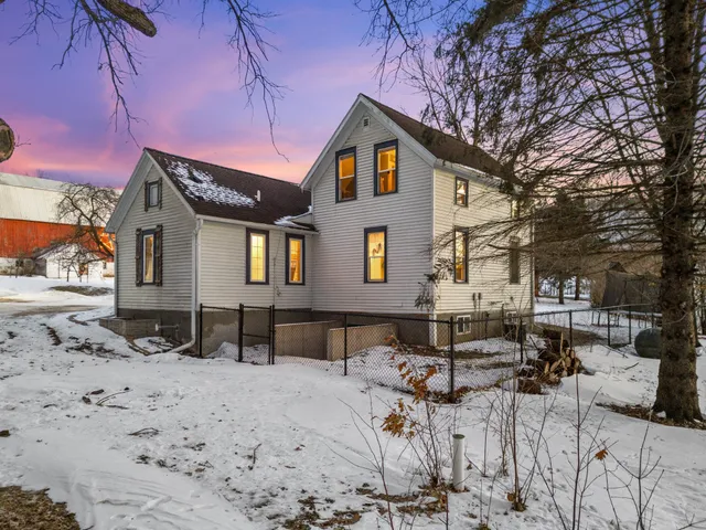 $749,900 | N5746 800th Street, Ellsworth, WI 54011