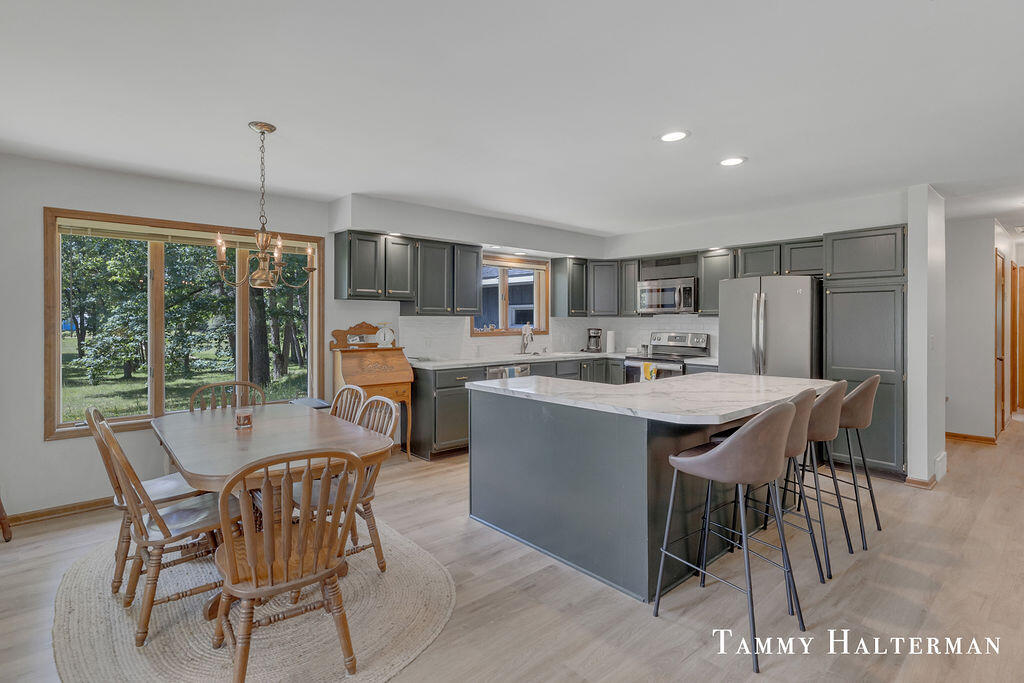 23718 Gates Road Howard City, MI 49329 - Photo 9 of 31 3X0A9444