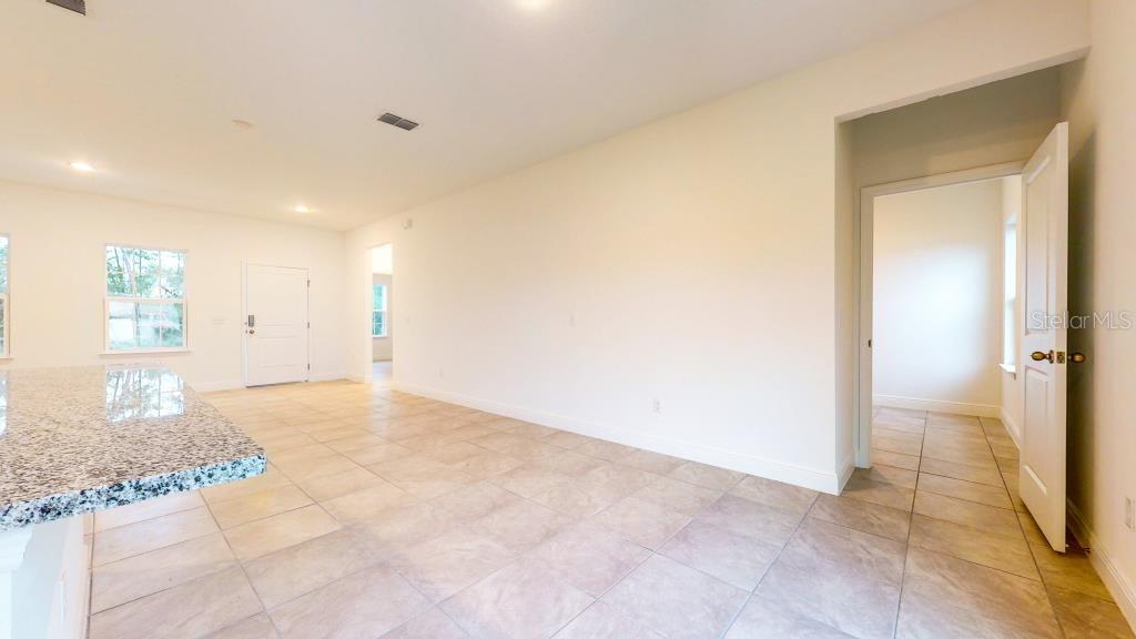 14228 Southwest 48th Court Road Ocala, FL 34473 - Photo 5 of 18