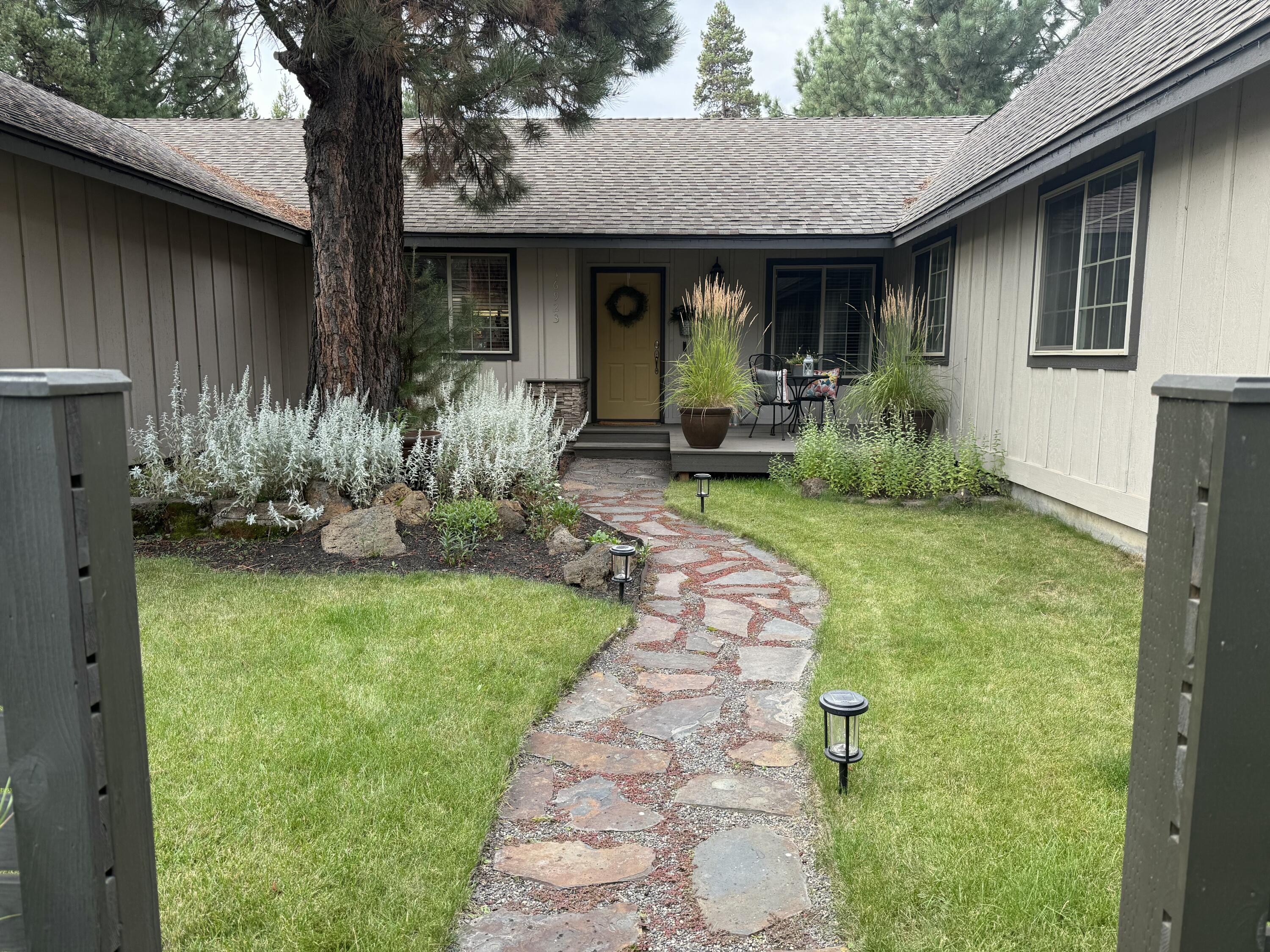 16923 Torrance Road Bend, OR 97707 - Photo 2 of 42 IMG_4770