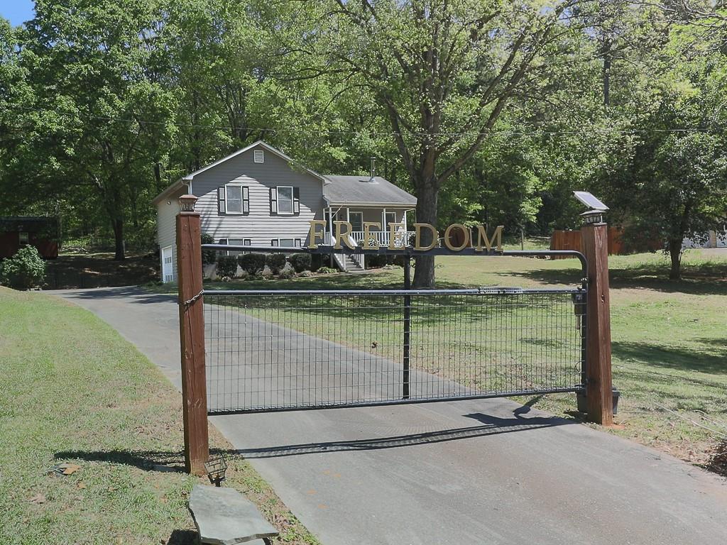 25 Mission Ridge Drive Southwest Cartersville, GA 30120 - Photo 2 of 34