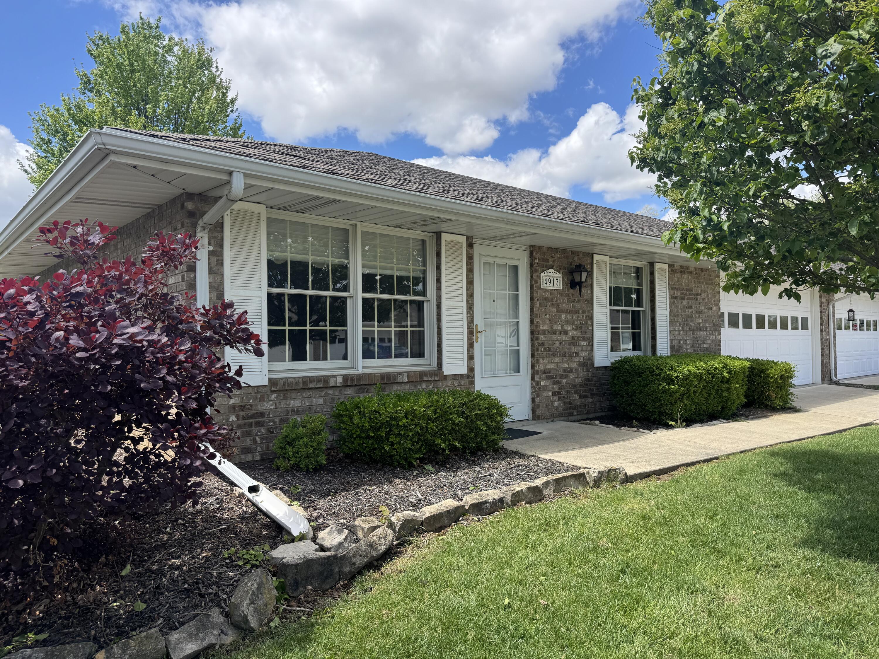 4917 Auston Street Springfield, OH 45502 - Photo 4 of 17